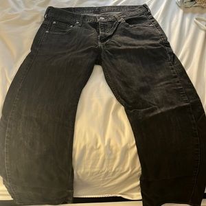 Man’s Levi’s jeans style 569 30W 32L